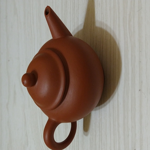Vintage RARE Chinese Red Clay Mini Teapot / Handmade Yixing Zisha - Picture 3 of 5